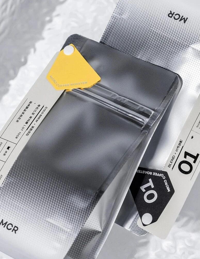 微焙咖啡工厂的包装设计 融合艺术与功能的品牌表达
